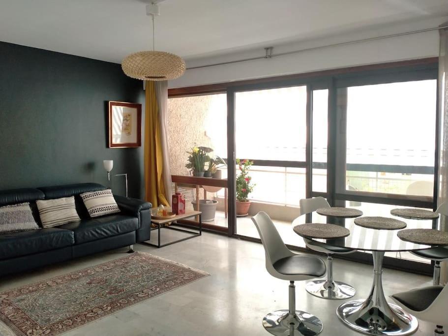 Appartement T3 Plein Centre Saint-Raphaël Exteriör bild