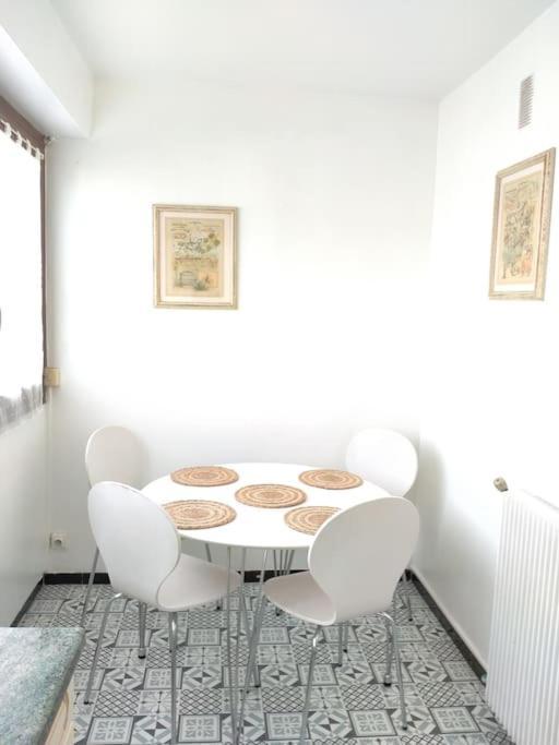 Appartement T3 Plein Centre Saint-Raphaël Exteriör bild
